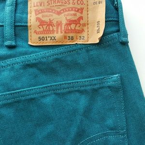 Levi's 501 Shrink To Fit Jeans